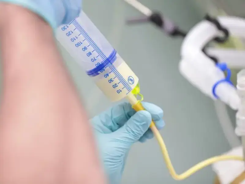 Critical care nutrition: enteral vs parenteral recommendations for the ICU patient